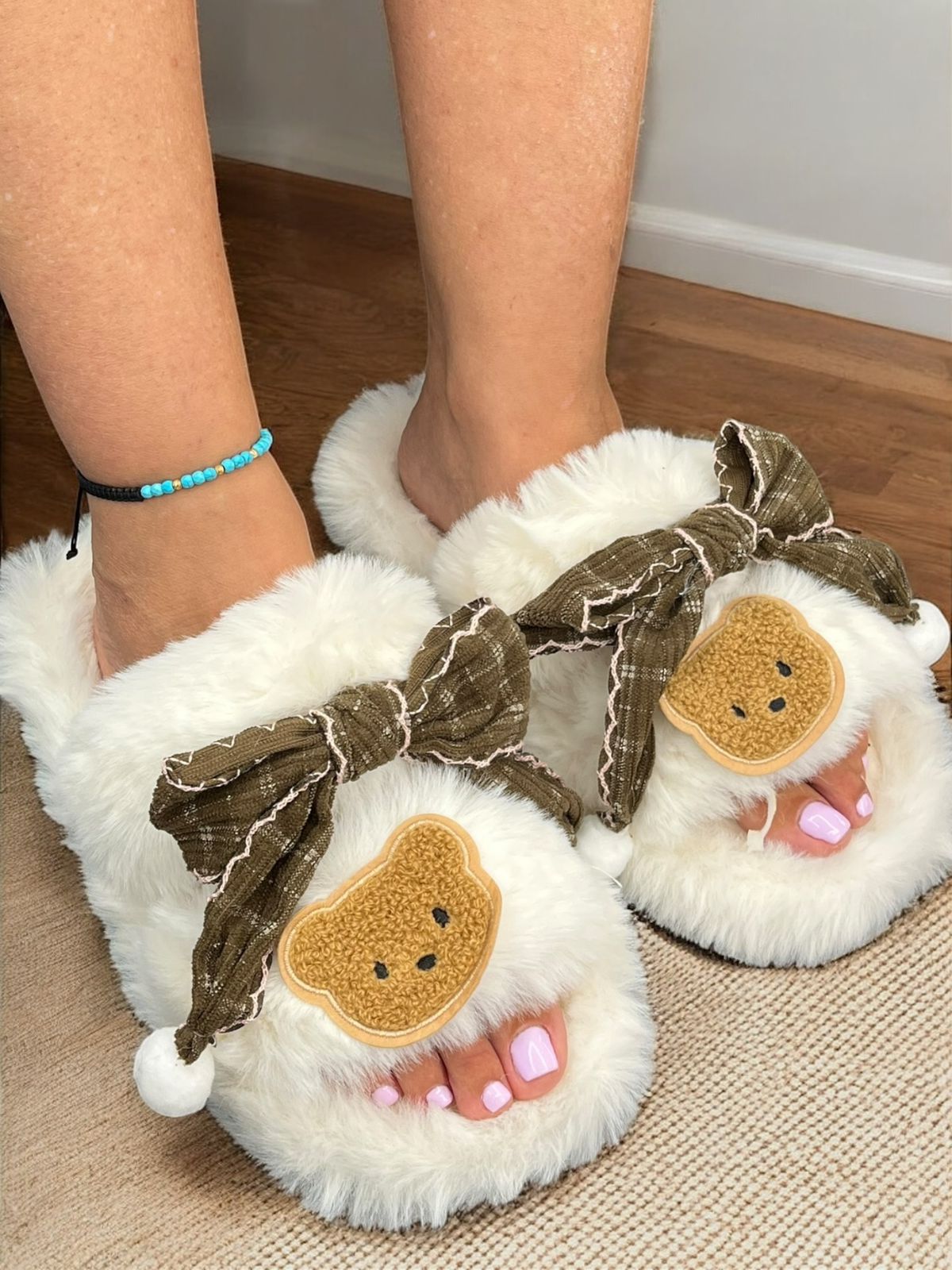 Teddy and bow Slipper