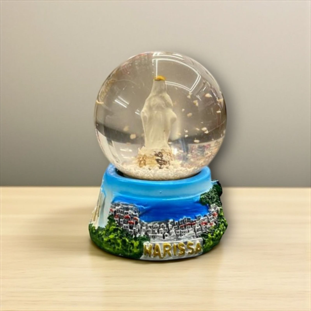 Small water globe