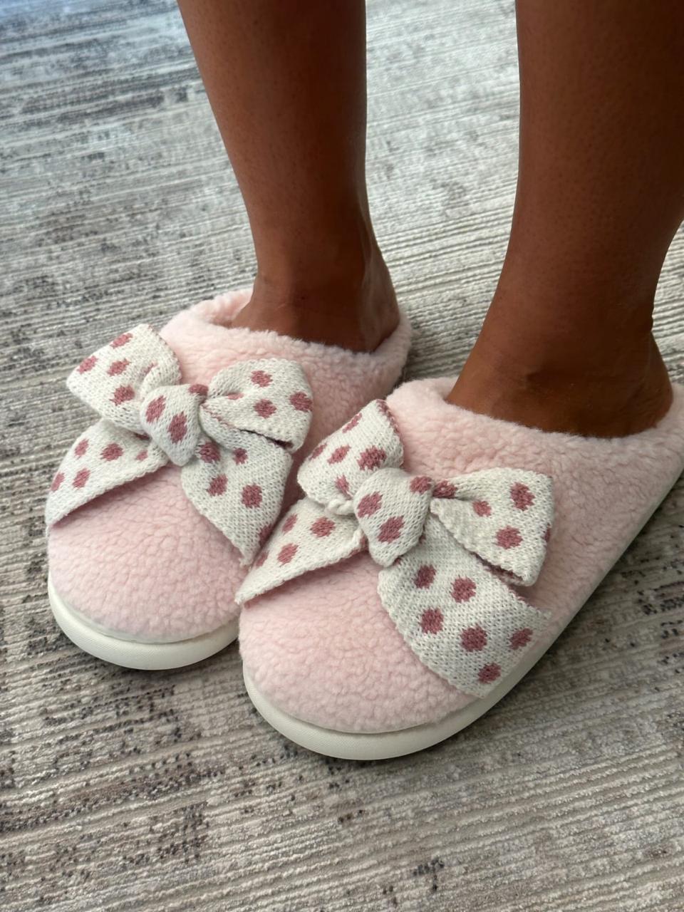 Pink bow slippers