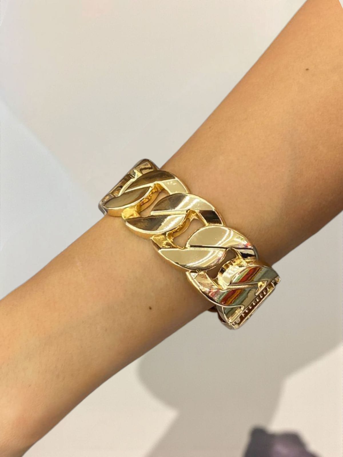 Elegant Braid Bracelet