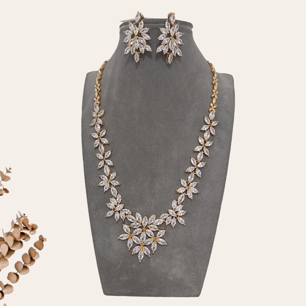 Gold Flower earrings and necklace set for brides