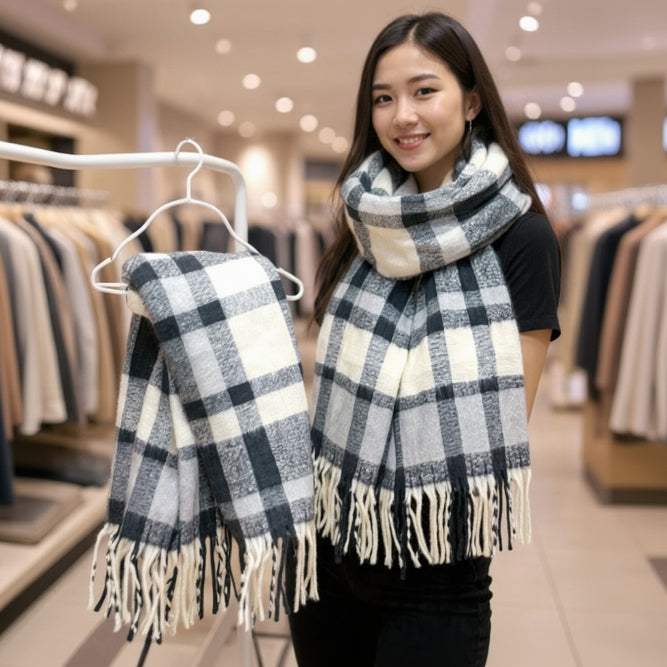 Black and white Plaid Winter Scarf