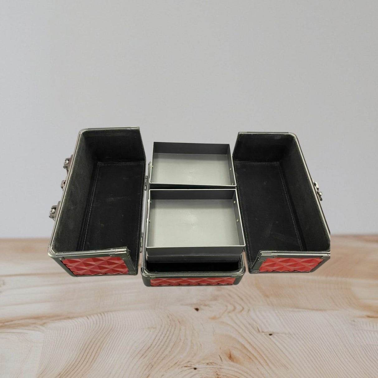 Aluminium jewelery box