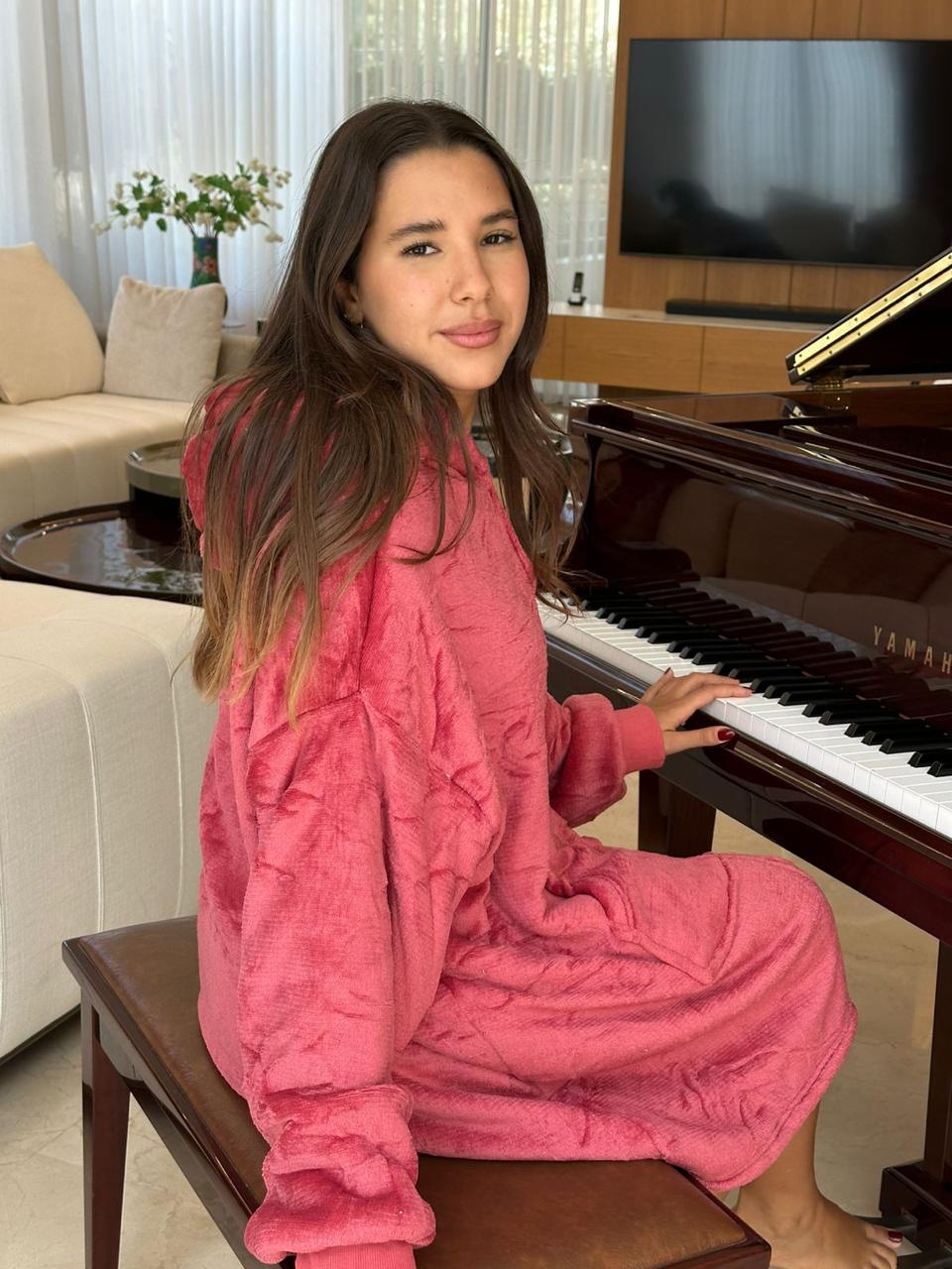 Red Hooded blanket w zipper