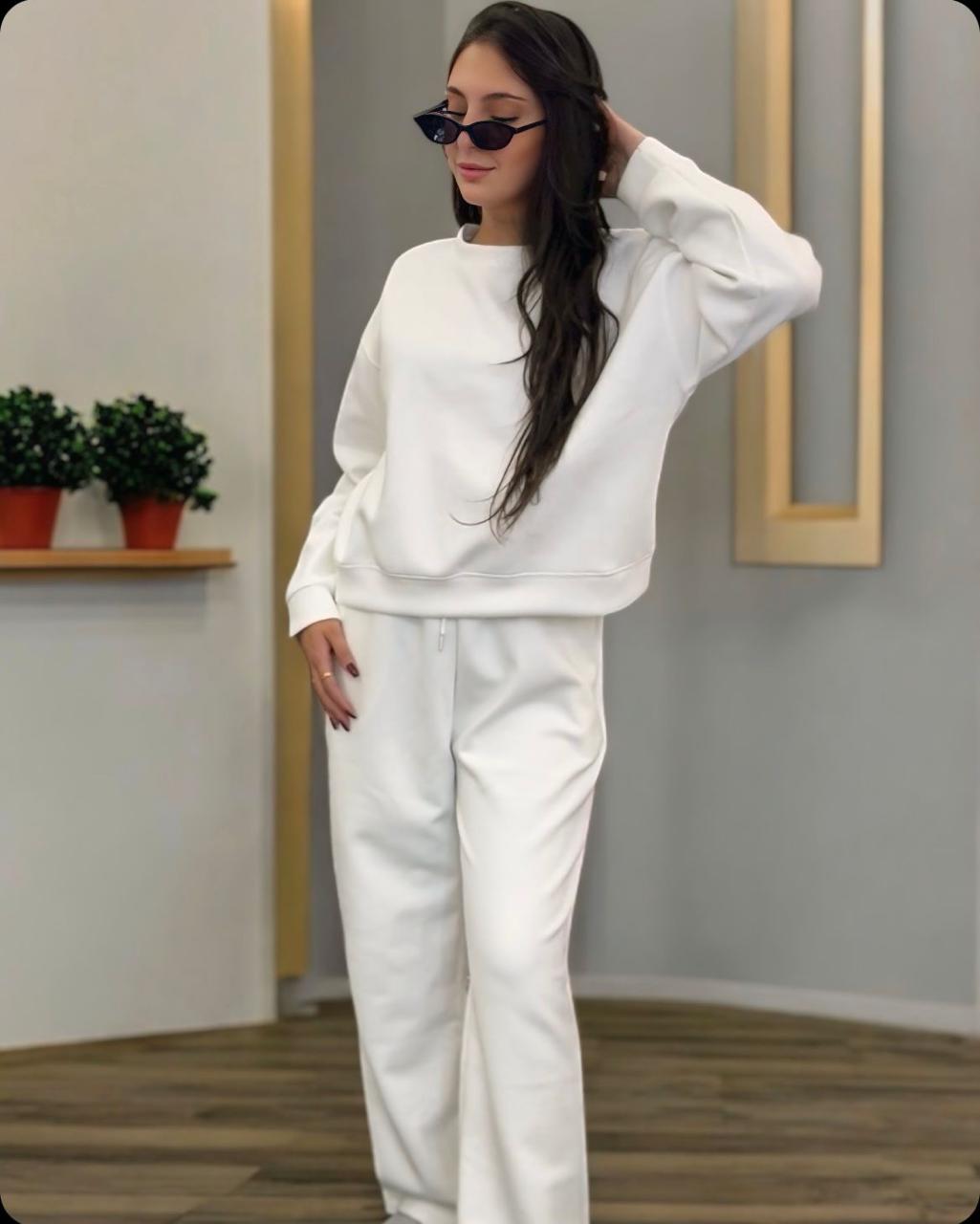 White Comfy Jogging Set