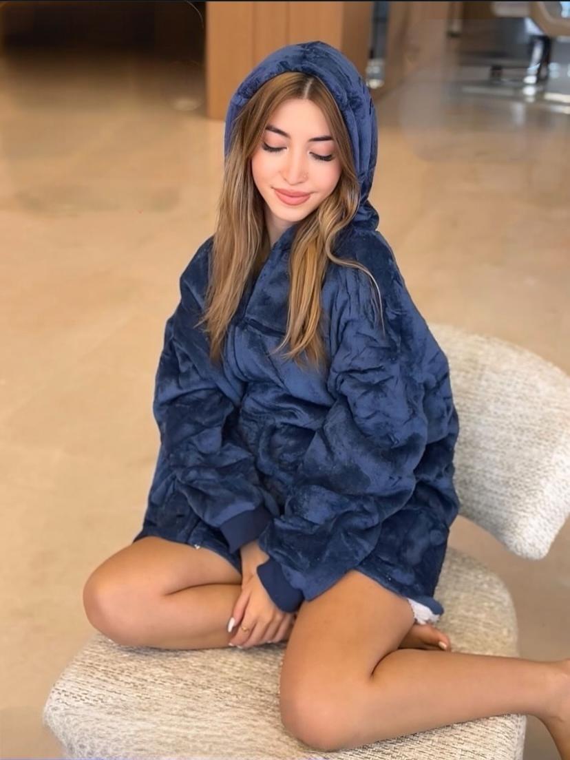 Navy Hooded Blanket w zipper