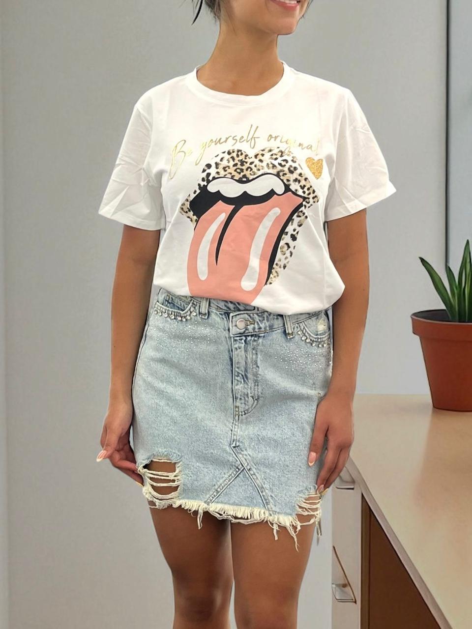 Tongue tshirt