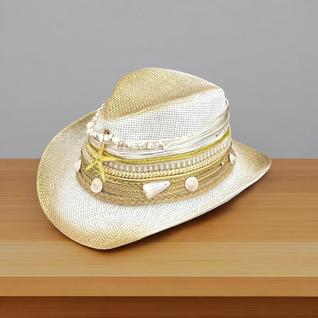 Star beach hat