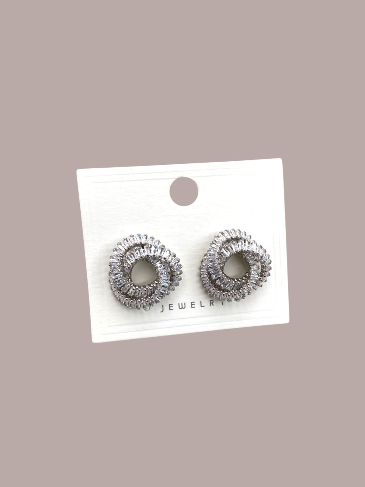 Elegant earrings