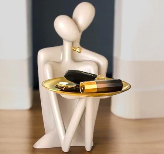 Lovers Figurine with Tray