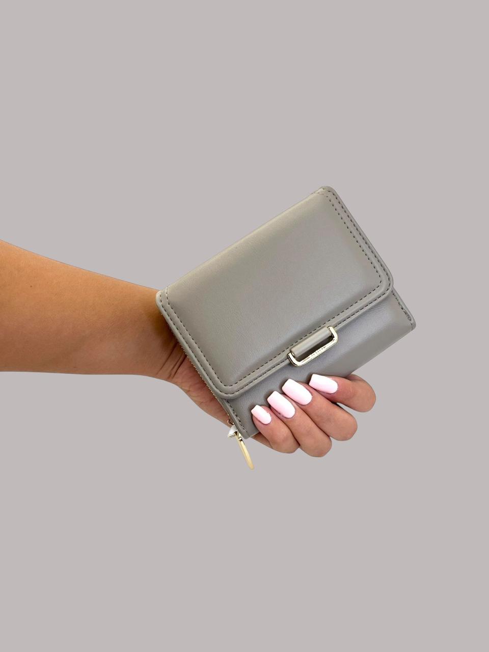 compact wallet