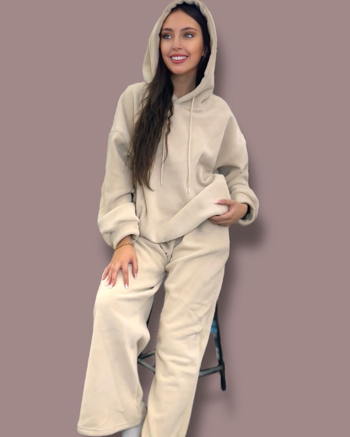 Bold Beige Jogging Set
