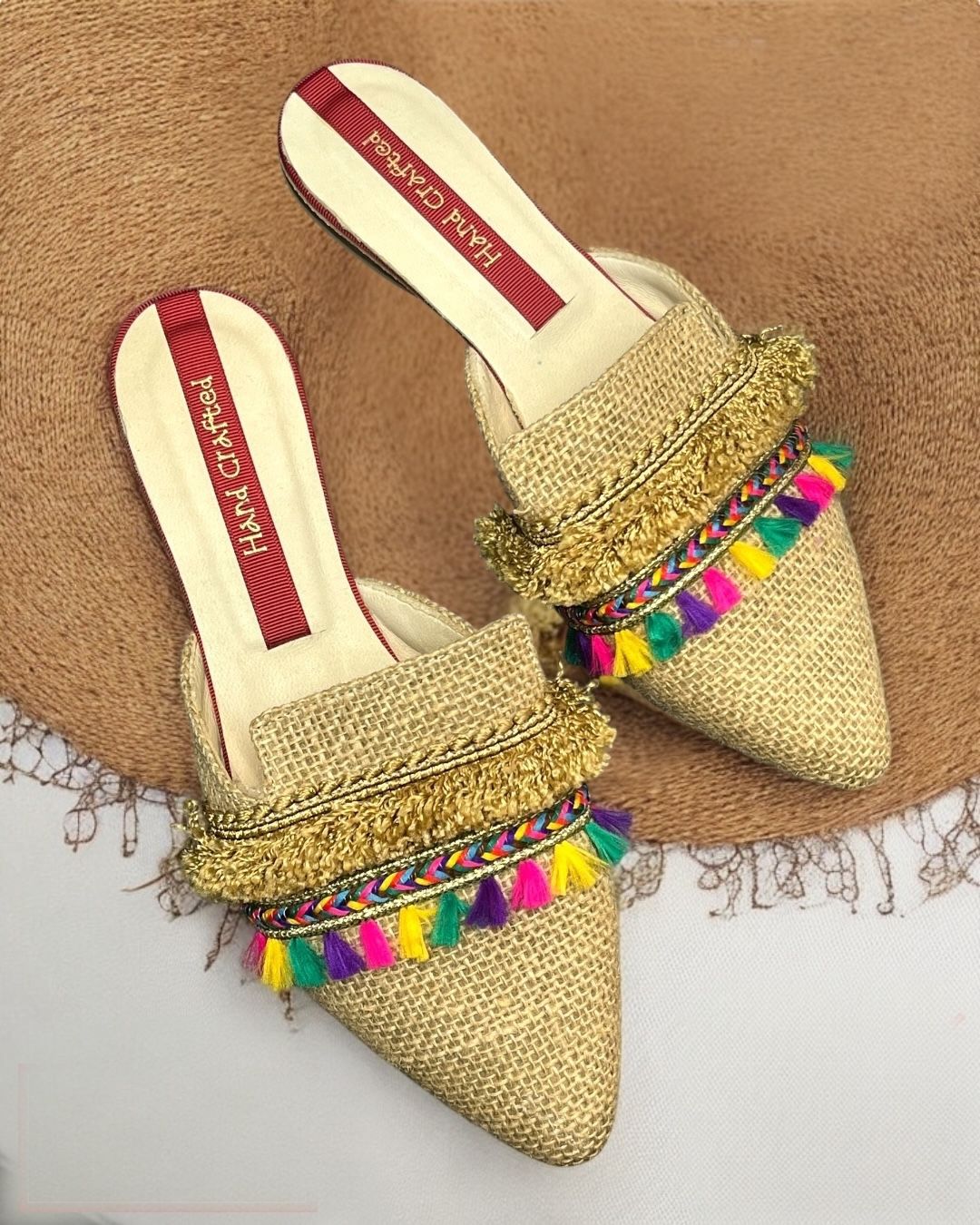 Pompoms Slipper