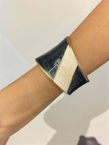 Bangle bracelet