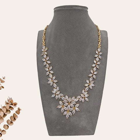 Gold Flower earrings and necklace set for brides