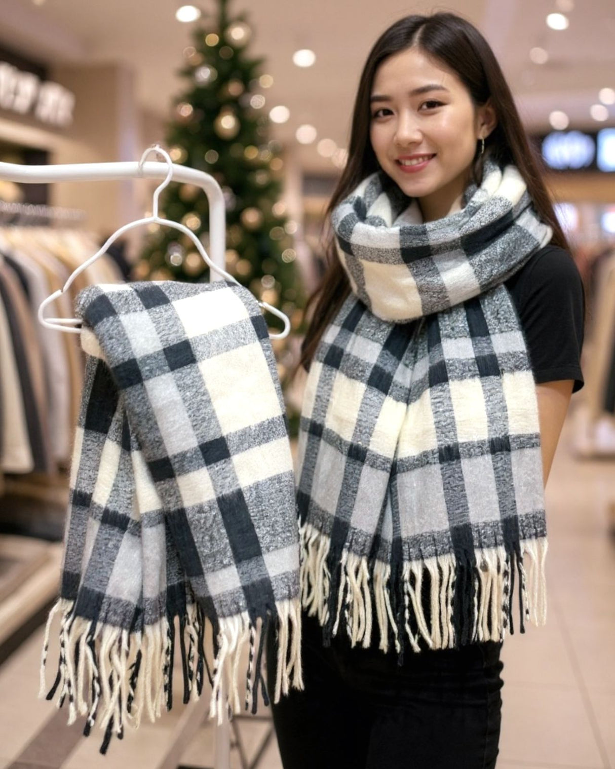 Black and white Plaid Winter Scarf