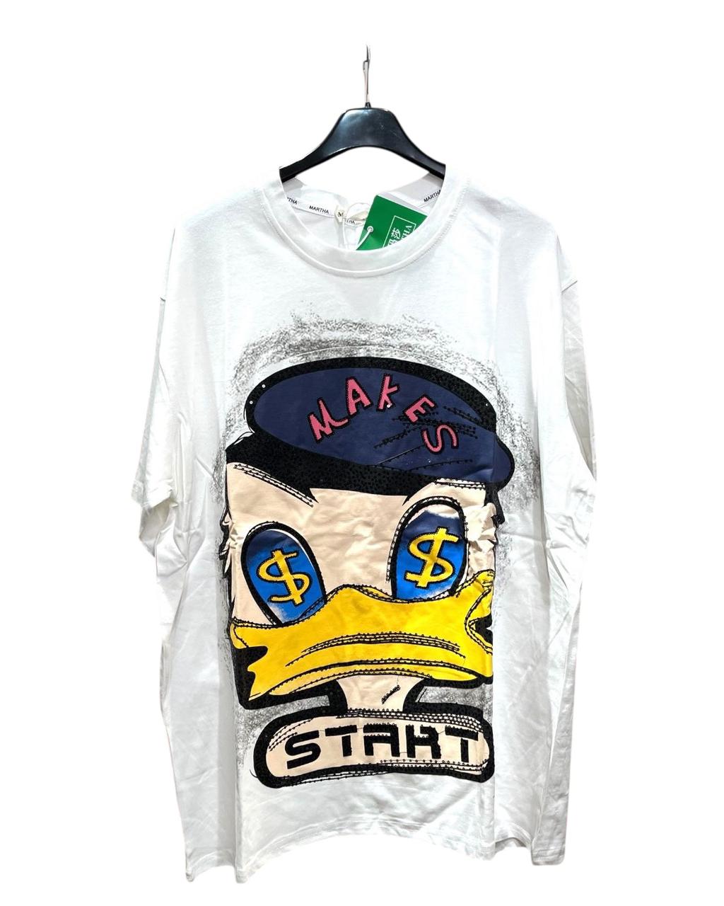 White oversized tshirt with a colorful front print of Donald Duck wearing a hat
