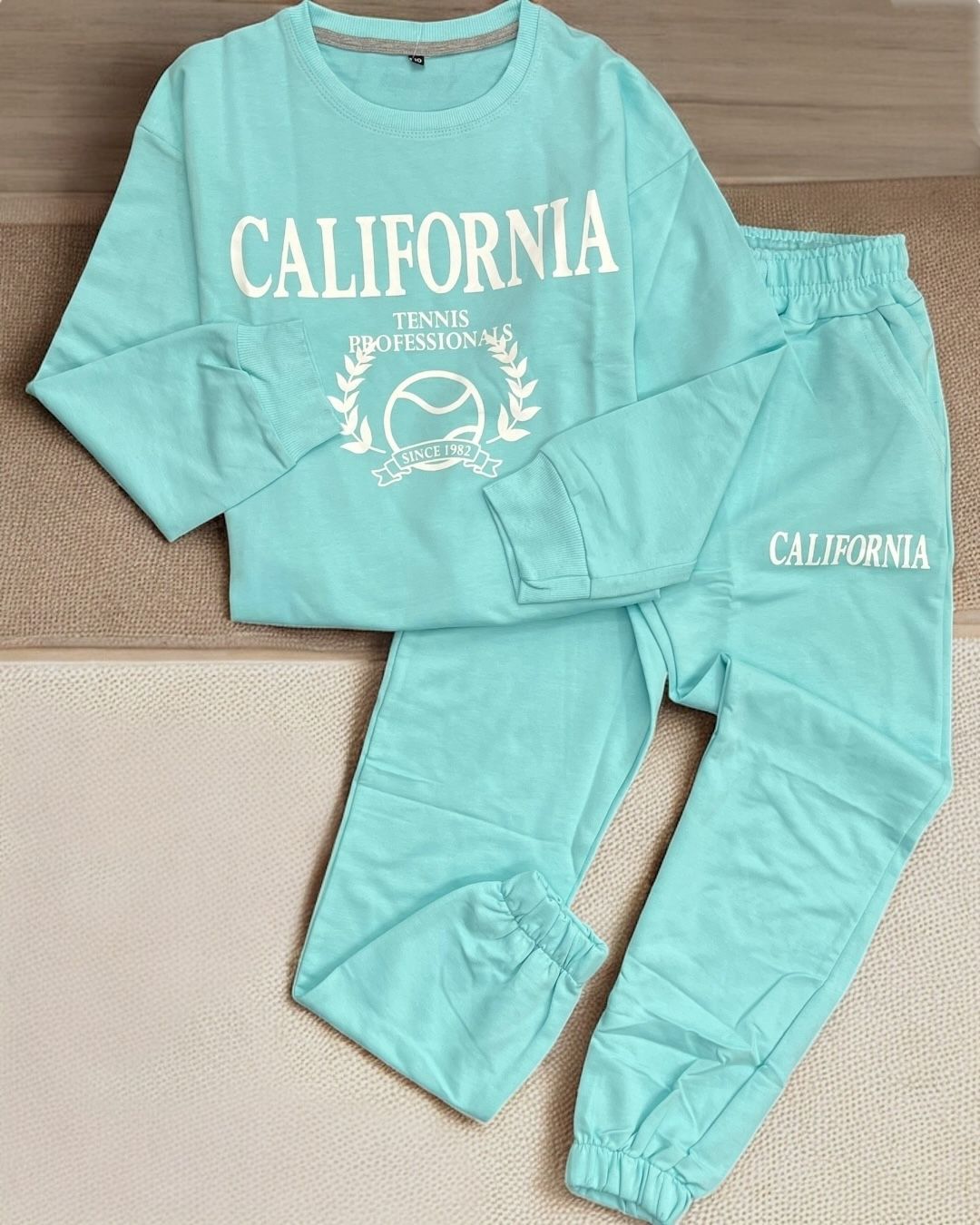 California Jogging Set