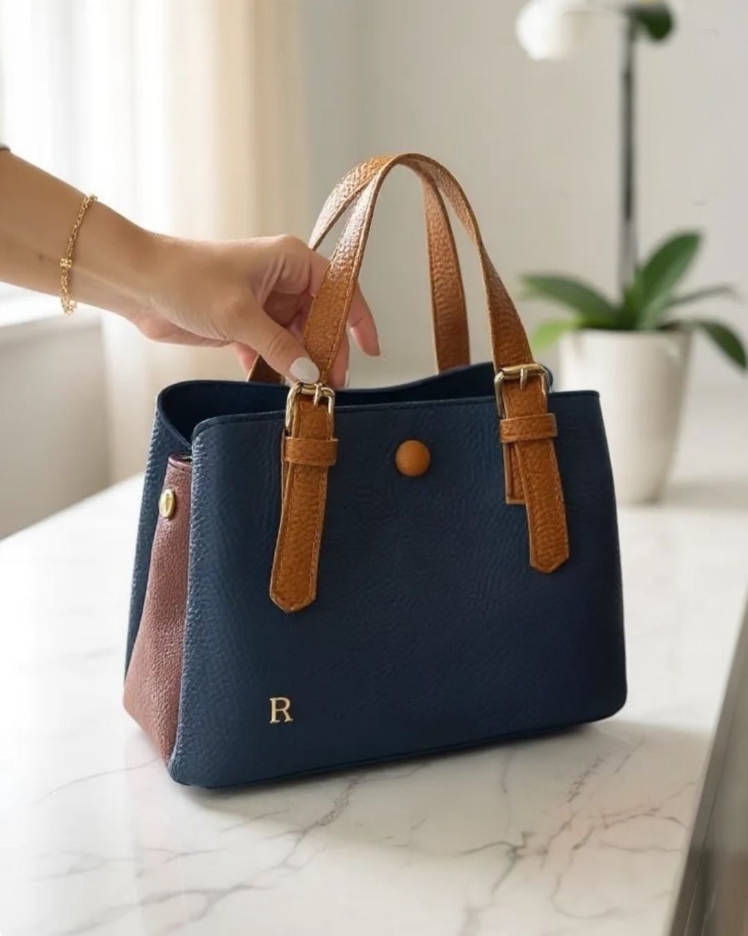 Timeless Leather Shoulder Bag