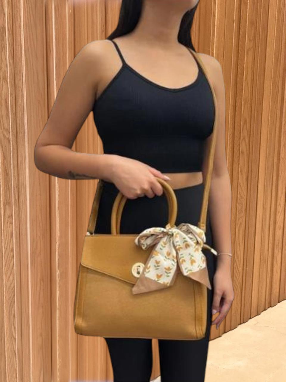 Elegant handbag