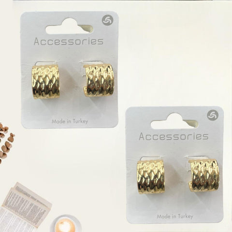 Gold Small Hoop Earrings 3